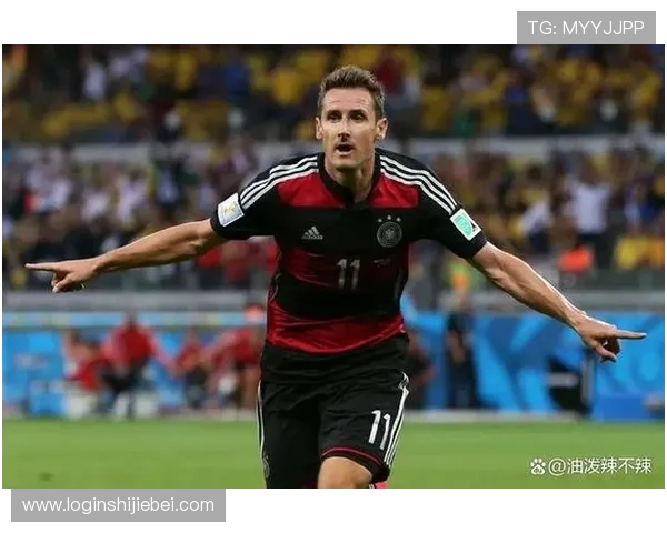 世界杯历史射手榜第一名16球的球员如何成为足球史上最具影响力的射手之一的深度解析